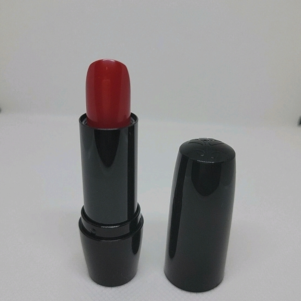 Bold Red Lipstick Collection - Picture 2 of 2